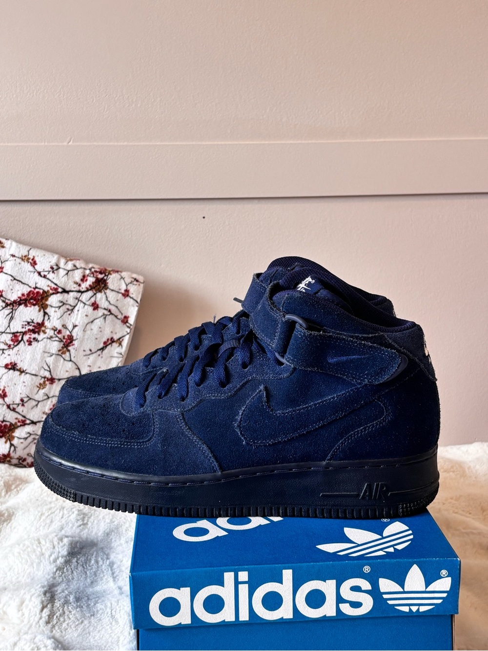 Nike Men's Navy Suede Mid-Top Sneakers